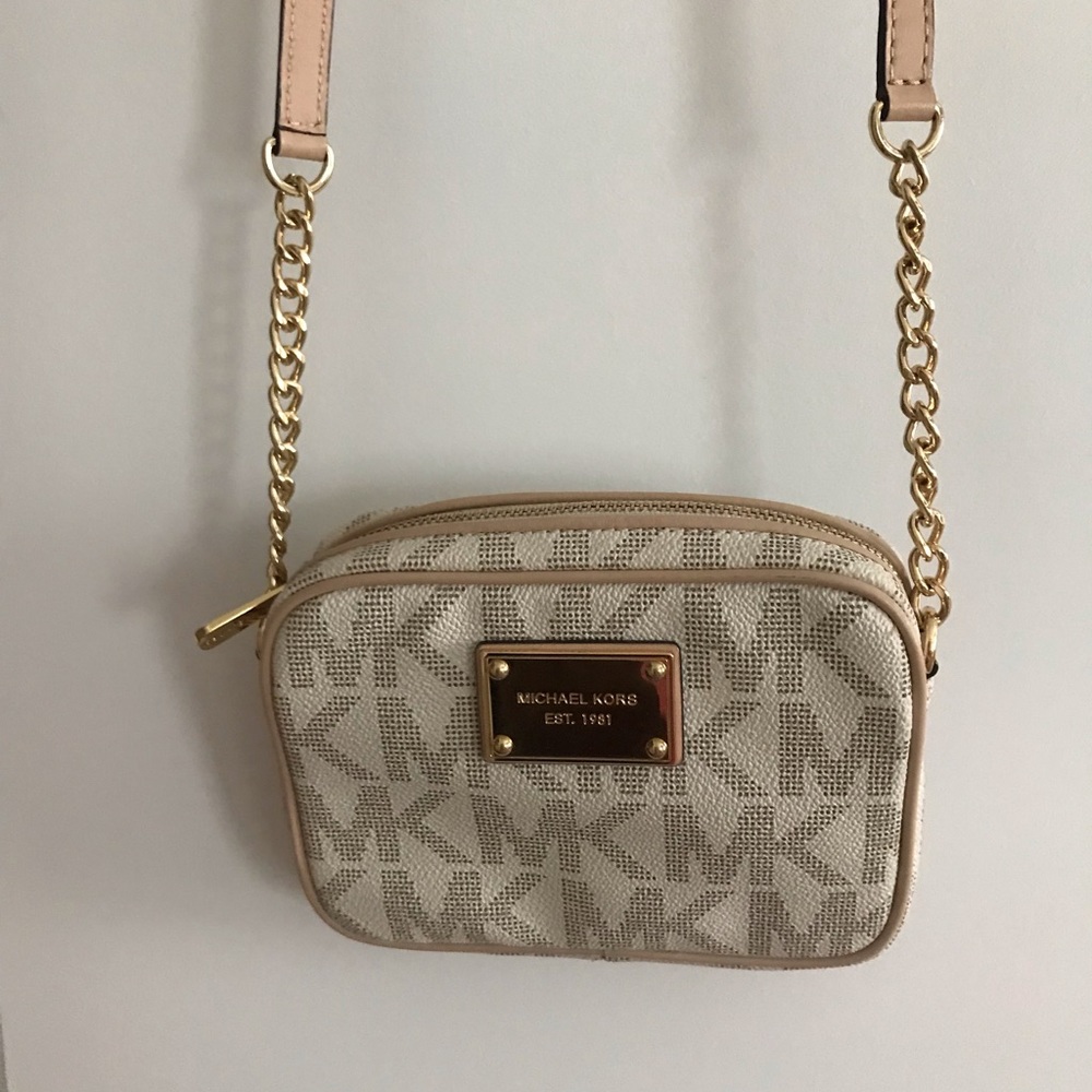 Michael Kors small purse.